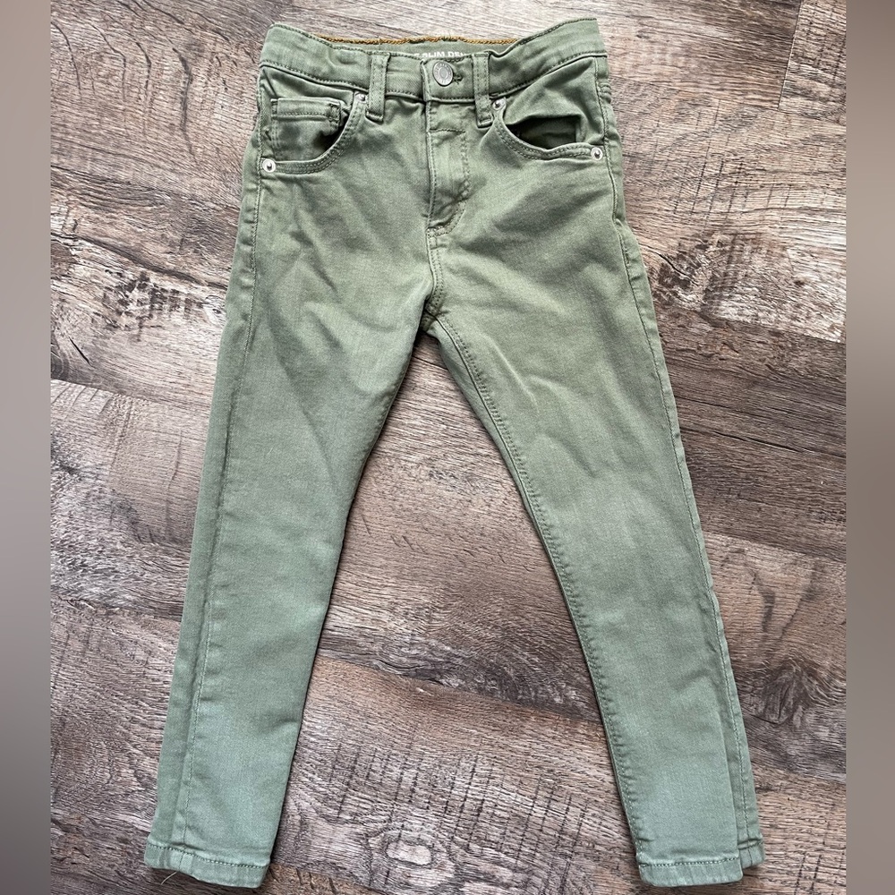 Zara boys/unisex olive slim denim. Size 4/5.